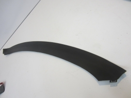 Tesla  MODEL X REAR FASCIA TROUGH GARNISH TRIM  - 1047976 00 C